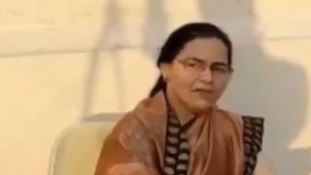 मदर्स डे स्पेशल: महिला कवियत्री को मां को समर्पित रचना,सुनिए दिल को छू लेने वाली पंक्तियां