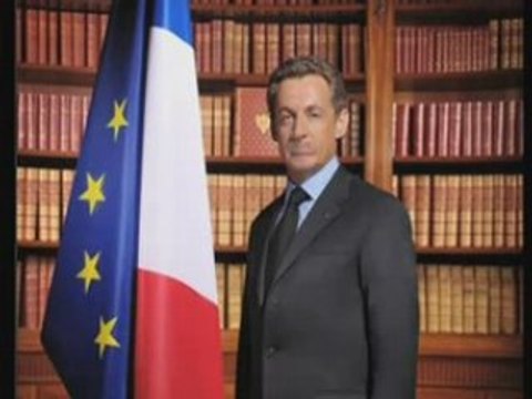 SARKOZI CASSE TOI POV CON