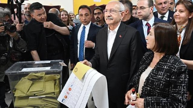 Son Dakika! Millet İttifakı'nın adayı Kemal Kılıçdaroğlu oyunu kullandı: İnşallah bundan sonra bu ülkeye bahar gelecek