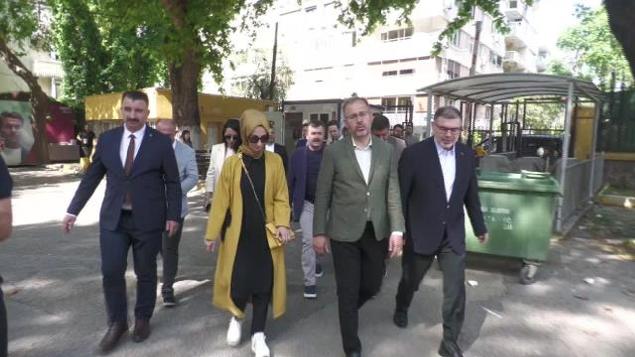 AKP İzmir Milletvekili Adayı Kasapoğlu Oyunu Kullandı