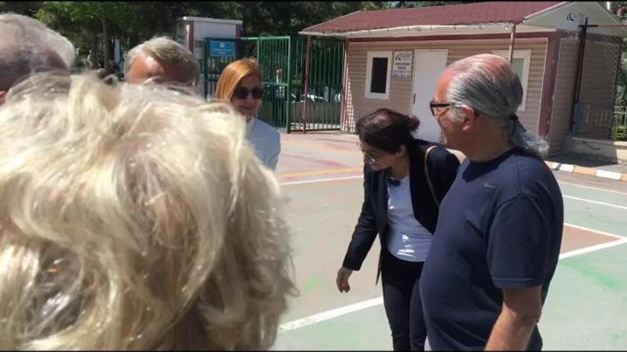 HDP Eş Genel Başkanı Mithat Sancar, Ankara'da oy kullandı