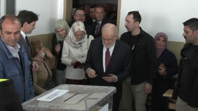 Temel Karamollaoğlu, Oyunu Ankara'da Kullandı: Bugün Karar Günü. Bütün Çalışmalarımız Neticesinde Elde Edilecek Sonucun Hayırlara Vesile Olmasını...