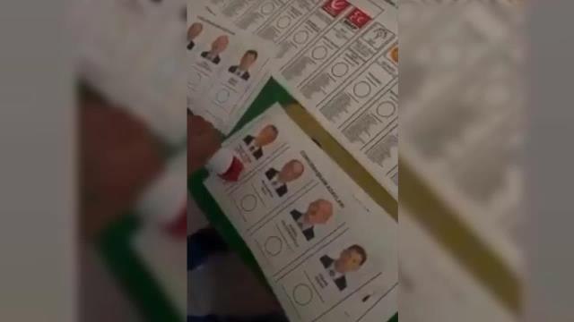 Şanlıurfa'da Erdoğan'a Toplu Oy ... Oğuz Kaan Salıcı: Yetkili Avukat Arkadaşlarımız İlgili Köye Yönlendirilmiş ve İlçe Seçim Kuruluna İtiraz...