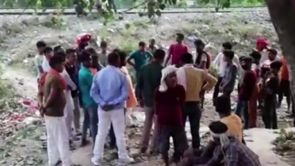 देवरिया: ट्रेन की चपेट में आने से व्यक्ति की हुई मौत, परिजनों में मची चीख पुकार