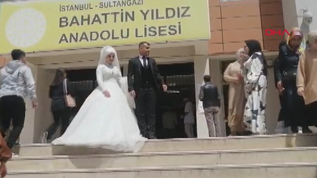 Önce oy kullanmaya sonra düğüne