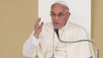 Doğum oranlarının dibi gördüğü İtalya'da Papa'dan ailelere 