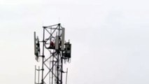 नासिर-जुनैद हत्याकांड: हत्यारों की गिरफ्तारी की मांग, विरोध में टॉवर पर चढ़ा चचेरा भाई