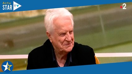 "Chacun fait sa route" : André Dussollier évoque le choix de carrière de ses enfants, Léo et Giulia