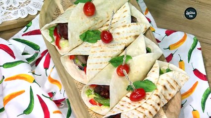 رولات الباذنجان بالبسطرمة والجبنة