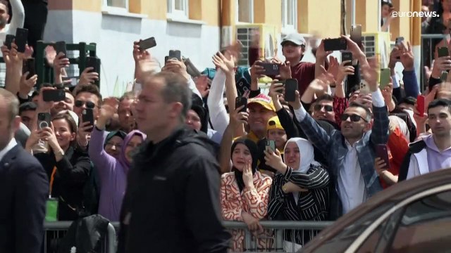 تركيا تنتخب: كليتشدار أوغلو متفائل بربيع جديد للبلاد وإردوغان يخوض معركة البقاء.. تغطية مباشرة