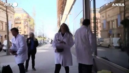 Imbrattata sede ministero Finanze a Stoccolma: blitz degli ambientalisti