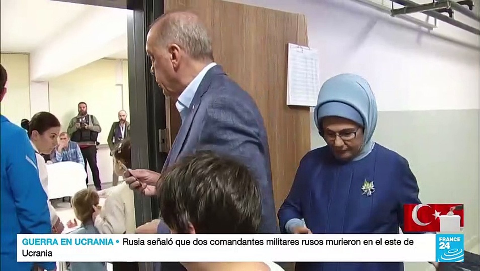Erdogan y Kiliçdaroglu piden vigilar el conteo de votos en las elecciones turcas