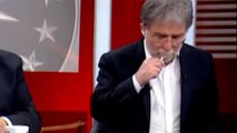 Ahmet Hakan canlı yayında elektronik sigara içti
