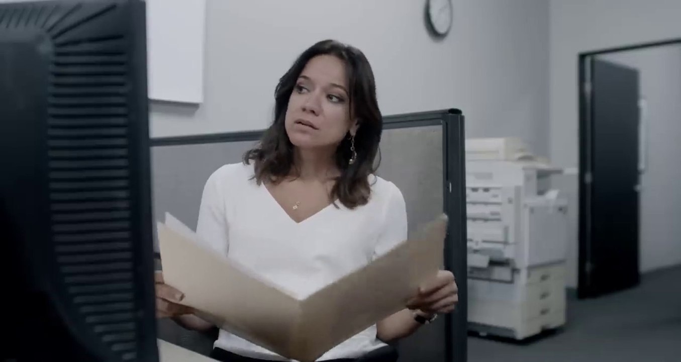 A Single Mother's Struggle to Survive the Housing Crisis - Eviction, a Social Impact Film