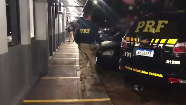 Mais um homem procurado pela Justiça é detido pela PRF na noite deste domingo