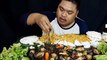 Mukbang Black chili squid, 5 packs of noodles, crackers, lettuce, green eggplant, rice
