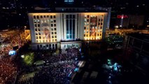 Cumhurbaşkanı Erdoğan'dan balkon konuşması: ''Birinci turda biteceğine inanıyoruz''