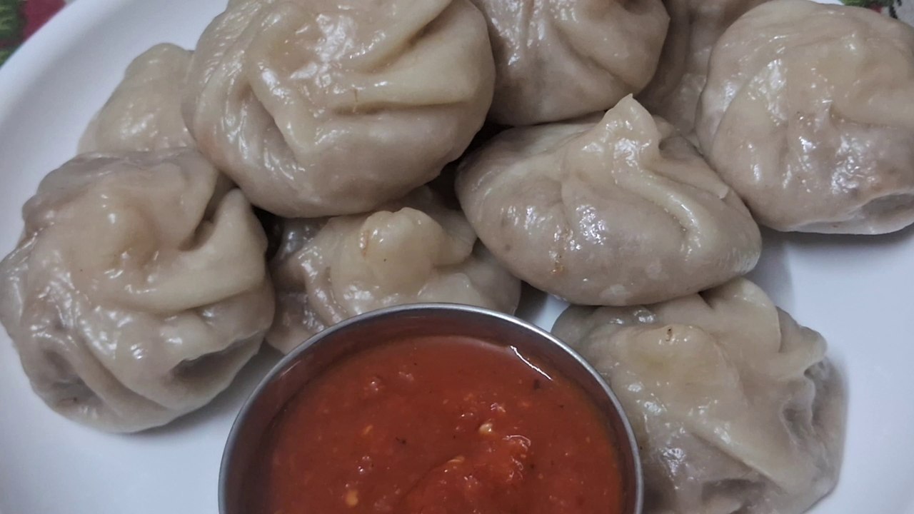 Veg momos recipe in hindi || मोमोज रेसिपी || quick veg momos