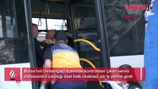 Servis otobüsünün çarptığı halk otobüsü iş yerine girdi! Yaralılar var