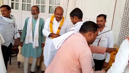 कर्नाटक चुनाव में कांग्रेस की जीत पर मनाया जश्न