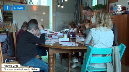 Professeurs non remplacés : "99% des classes fonctionnent normalement" assure le directeur académie en Isère