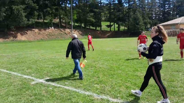 LE COUP D'ENVOI FICTIF DONNÉ PAR LA CHAMPIONNE D'EUROPE DE KICKBOXING EVA GUILLOT DIMANCHE 14 MAI 2023