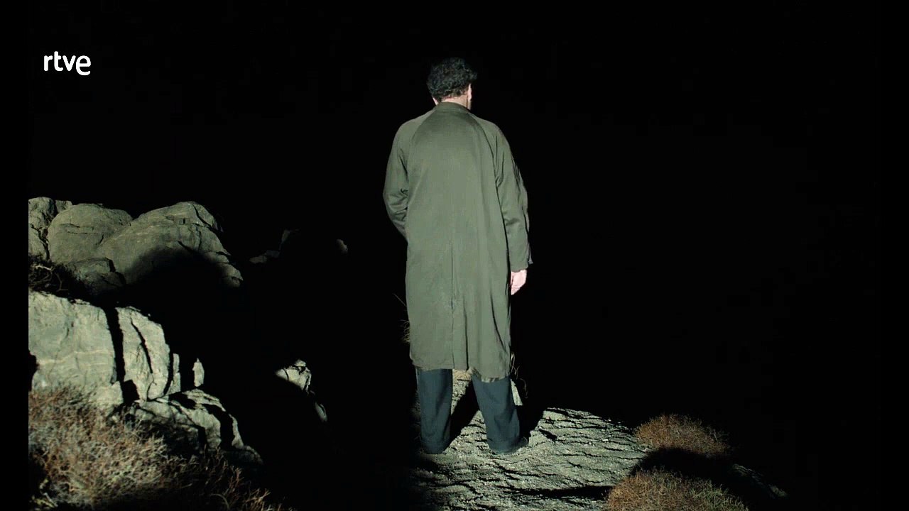 Primer clip 'Cerrar los ojos'