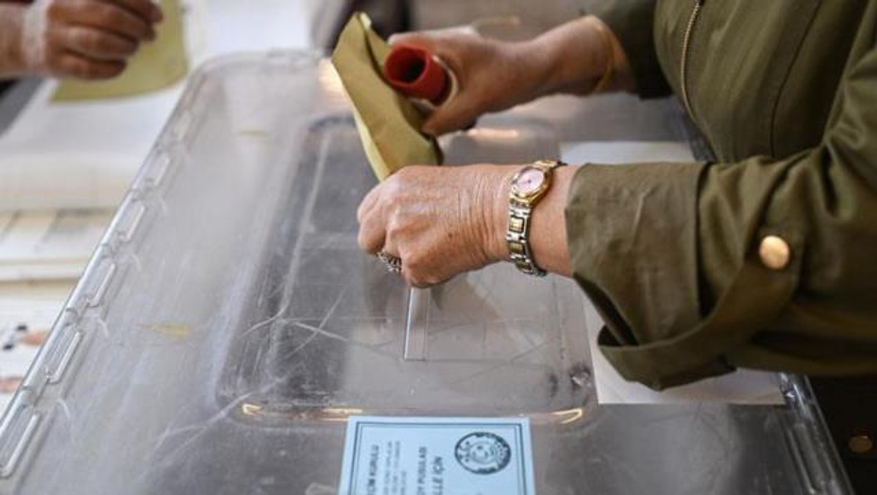 Seçimde 1 milyon 363 bin 143 oy geçersiz sayıldı! Bu rakama seçime giren 18 partiden hiçbiri ulaşamadı