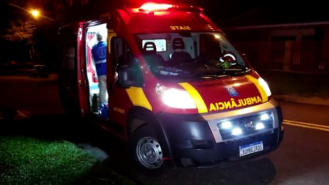 Homem ferido por objeto cortante é socorrido pelo Siate no bairro São Cristóvão