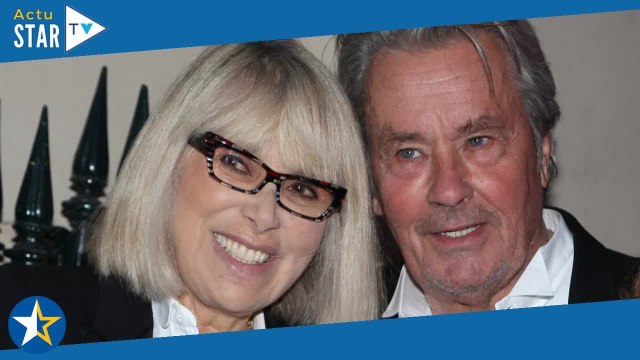 Mireille Darc : Cette raison très triste pour laquelle elle n'a pas eu d'enfants avec Alain Delon