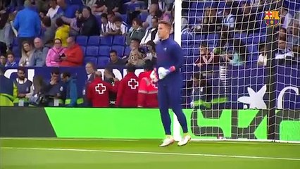 Ter Stegen, calentando en Cornellá-El Prat antes del derbi ante el Espanyol