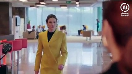 لاعب لقدم: ياخي، شنو مجيبك؟ 🏟️