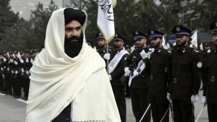 مصادر العربية: زعيم طالبان يرفض لقاء وزير الداخلية بعدما انتقده