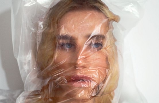 Kesha samples a wizard I'm friends with on her new album