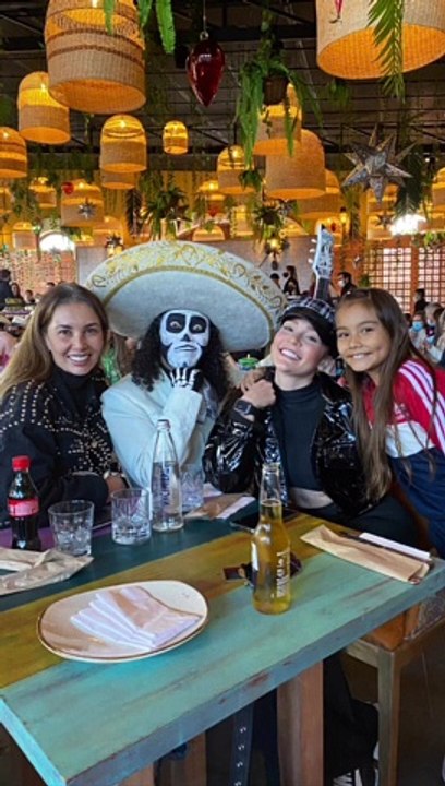 Lina Tejeiro felicita a su madre por su día