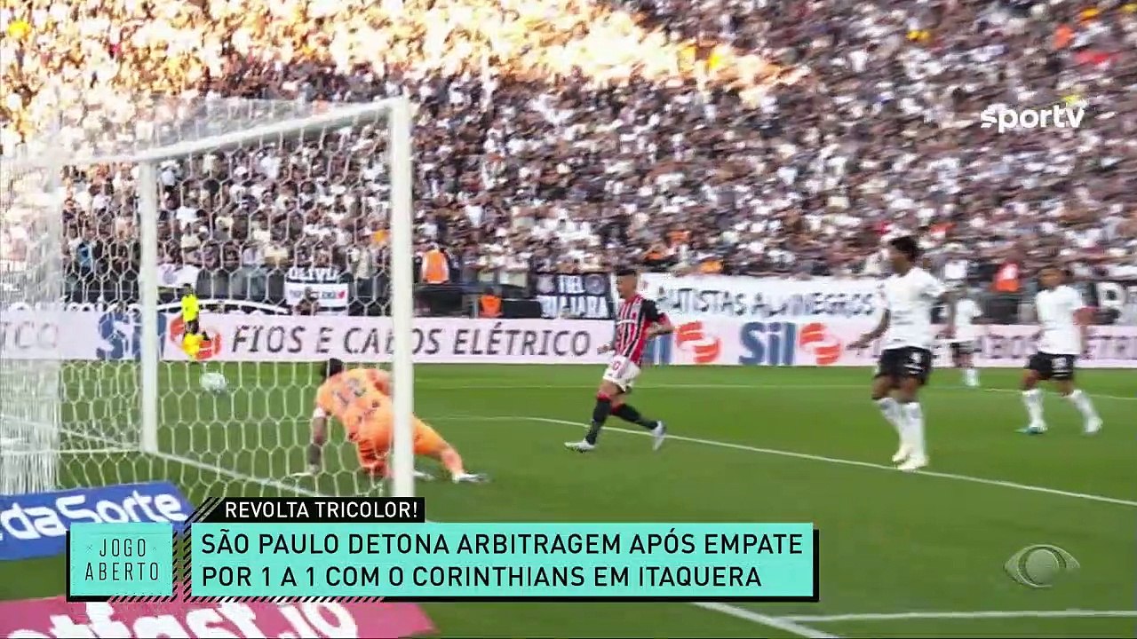 Renata e Denilson discordam em lances polêmicos do Majestoso 15/05/2023 12:41:55