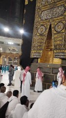 Cleaning Makkah kaba @Makkah live
