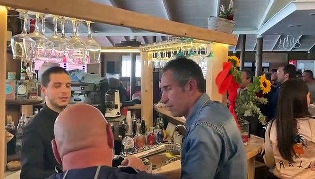 Locri, Fontana eletto sindaco: scoppia la festa con cori e urli di gioia