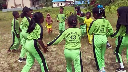 Joget Bento ala anak Papua