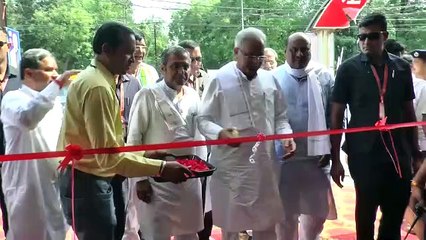 कई महत्वपूर्ण घोषणाएं भी कीं