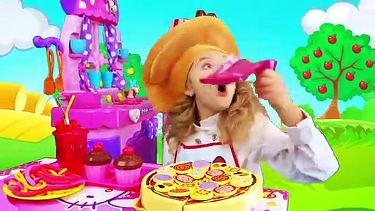 Sasha Chooses Profession and Сooks with Minnie and Kitty Kitchen Toy Set