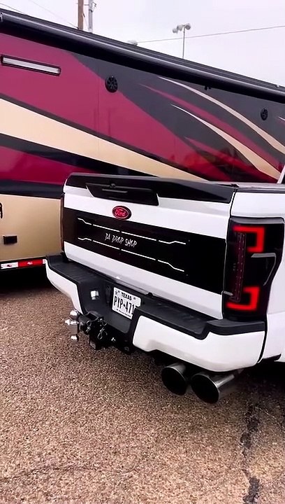 Custom Ford F350 Dually White