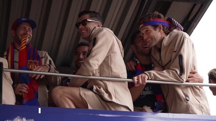 Barcelone - Les joueurs célèbrent le titre dans les rues de la ville