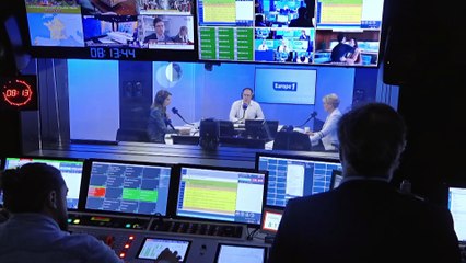 Emmanuel Macron : «Il est devenu le président à la parole inutile» estime Nadine Marano