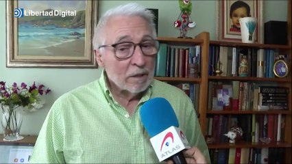 Una boa campa a sus anchas por Ferros aterrorizando a sus vecinos