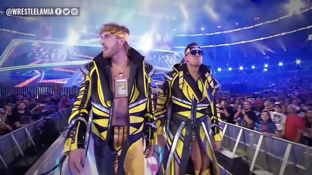 11 Funniest Unplanned WWE Wrestlers Breaking The Script Laughing