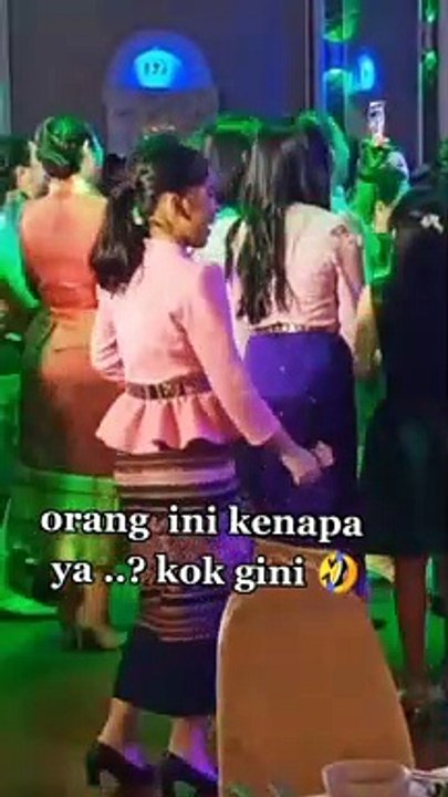 Funny Dancing Girl