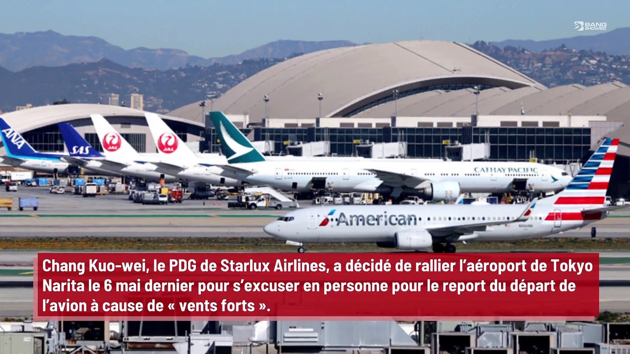 Le patron d’une compagnie aérienne va dans l’aéroport où sont bloqués les passagers pour présenter ses excuses