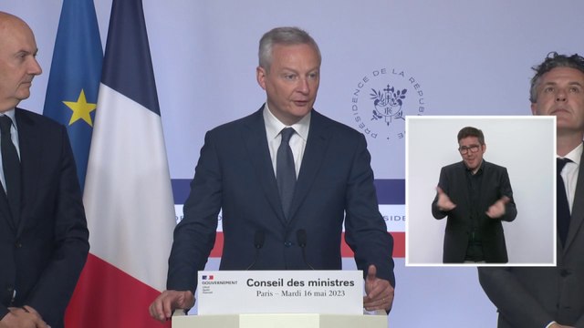 Bruno Le Maire présente le projet de loi « industrie verte » pour « réindustrialiser et décarboner »