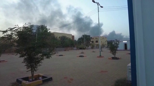 نقابة أطباء #السودان: ارتفاع عدد القتلى المدنيين جراء الاشتباكات بين الجيش و #الدعم_السريع لـ822 شخصا.. و3215 إصابة #العربية #الخرطوم